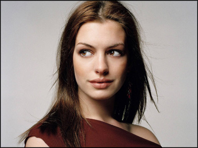 Anne Hathaway 1 Free Screensaver