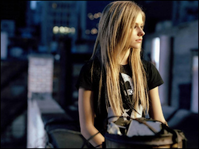 Avril Lavigne 6 Free Screensaver